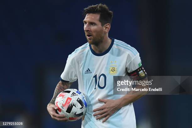 Lionel Messi of Argentina looks on during a match between Argentina and Ecuador as part of South American Qualifiers for Qatar 2022 at Estadio...
