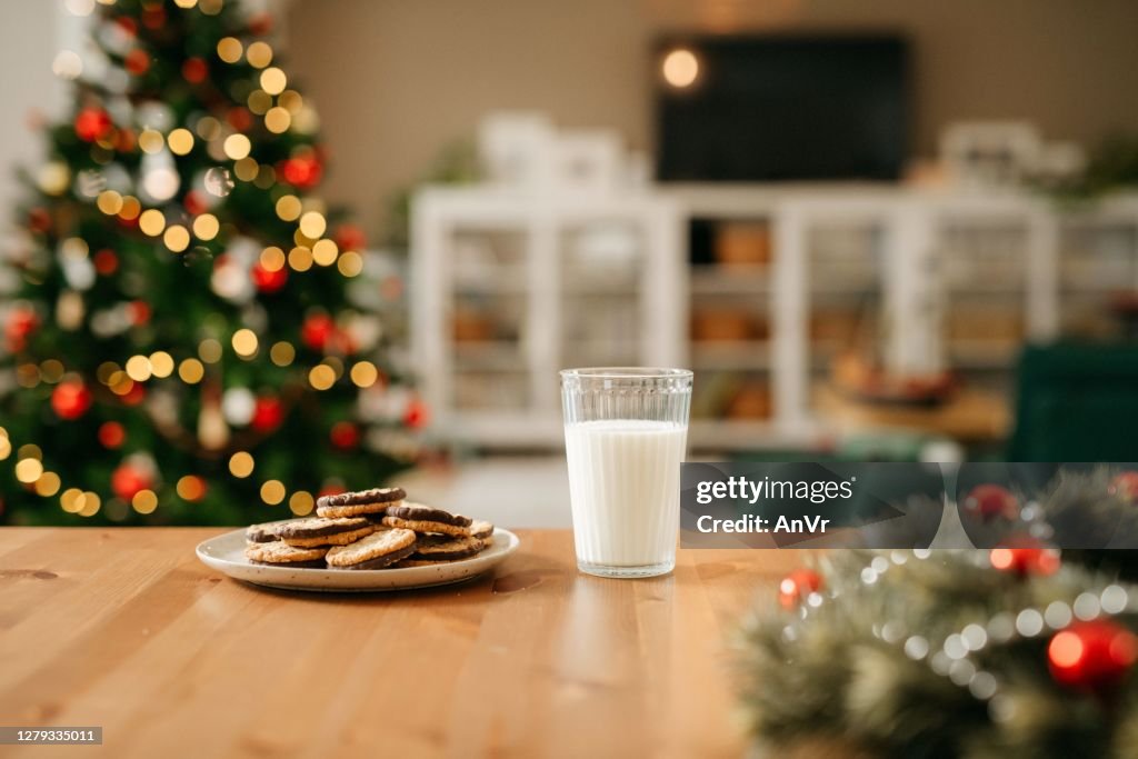 Latte e biscotti per Babbo Natale