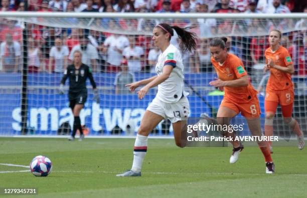 La joueuse Alex Morgan de l'équipe américaine de football féminin lors du match de la finale de coupe du monde entre les USA et les Pays-Bas le 7...