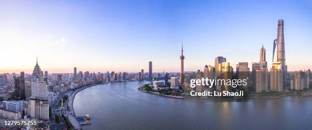 aerial view of lujiazui financial district in shanghai,china - bund fotografías e imágenes de stock