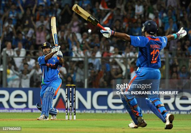 581 Ms Dhoni Six Photos and Premium High Res Pictures - Getty Images