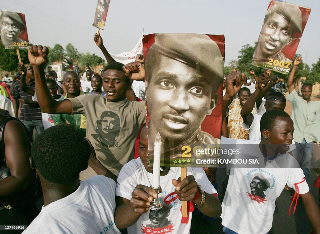 Supporters of assassinated Captain Thoma