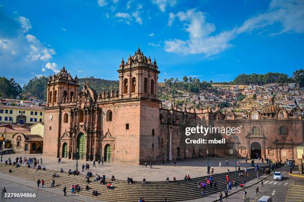 cusco cathedral - cusco peru - cuzco foto e immagini stock