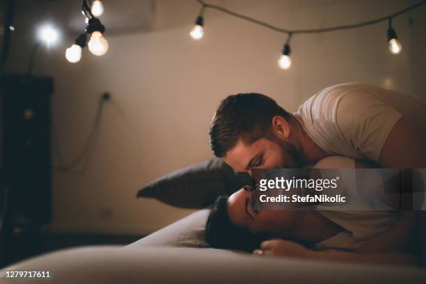 1,121 Couples Romance Good Night Photos and Premium High Res Pictures -  Getty Images