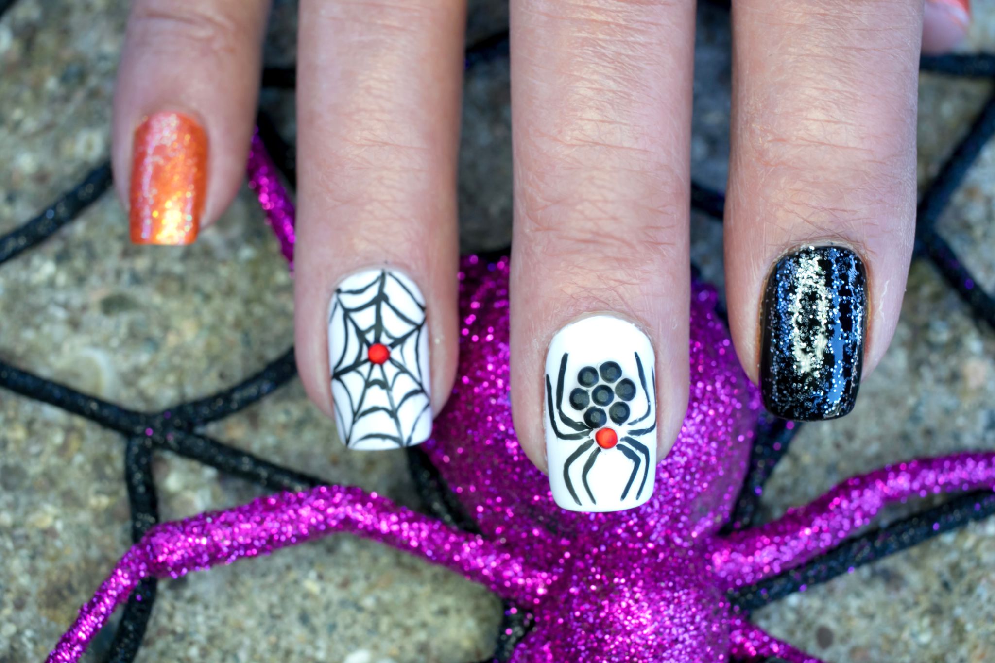 red orange nails