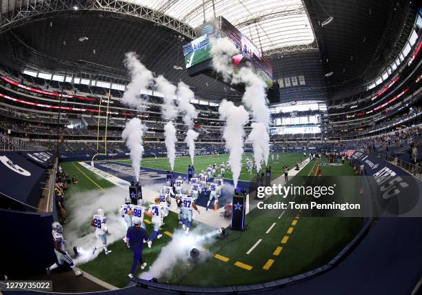 The Dallas Cowboys take the field prior to the game against the New York Giants at AT&T Stadium on October 11, 2020 in Arlington, Texas.