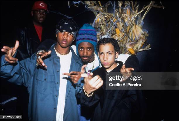 Criss Cross Rapper 336 Kris Kross Photos & High Res Pictures - Getty Images