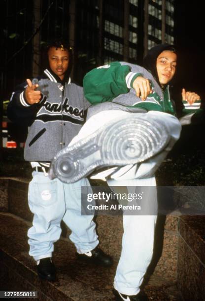Criss Cross Rapper 366 Kris Kross Photos & High Res Pictures - Getty Images