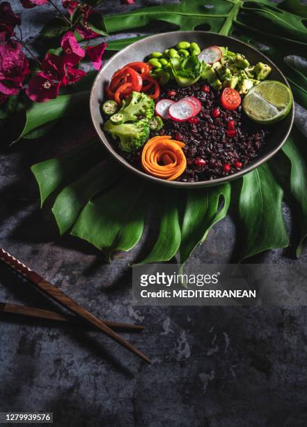hawaiian poke bowl recipe with black rice vegan recipe from hawa with veggiesii - black rice stock pictures, royalty-free photos & images