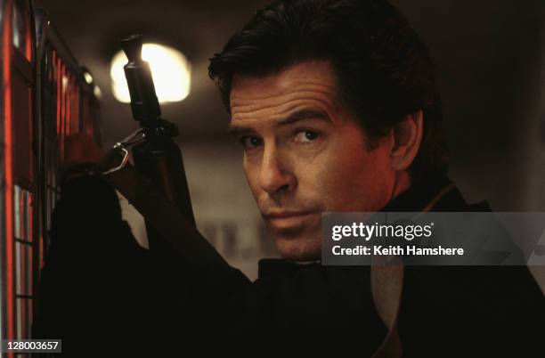 Irish actor Pierce Brosnan as 007 in the James Bond film 'GoldenEye', 1995.