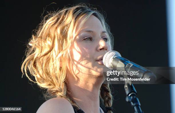 Jennifer Nettles of Sugarland performs during the Stagecoach music festival at the Empire Polo Fields on May 6, 2007 in Indio, California.