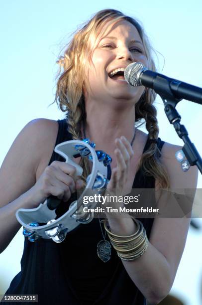 Jennifer Nettles of Sugarland performs during the Stagecoach music festival at the Empire Polo Fields on May 6, 2007 in Indio, California.