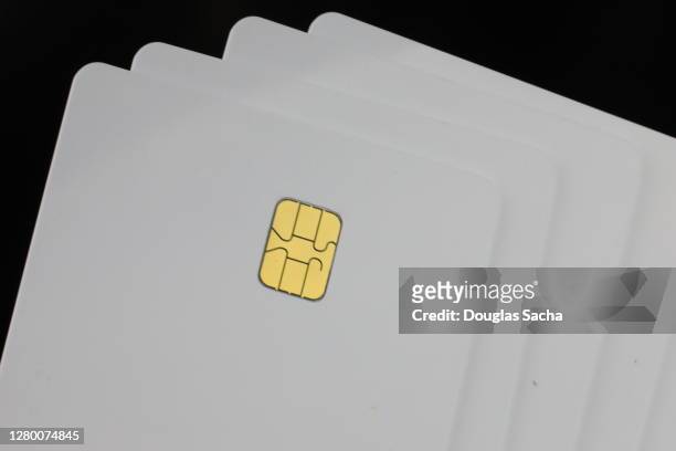 emv chip on a credit card - identity card fotografías e imágenes de stock