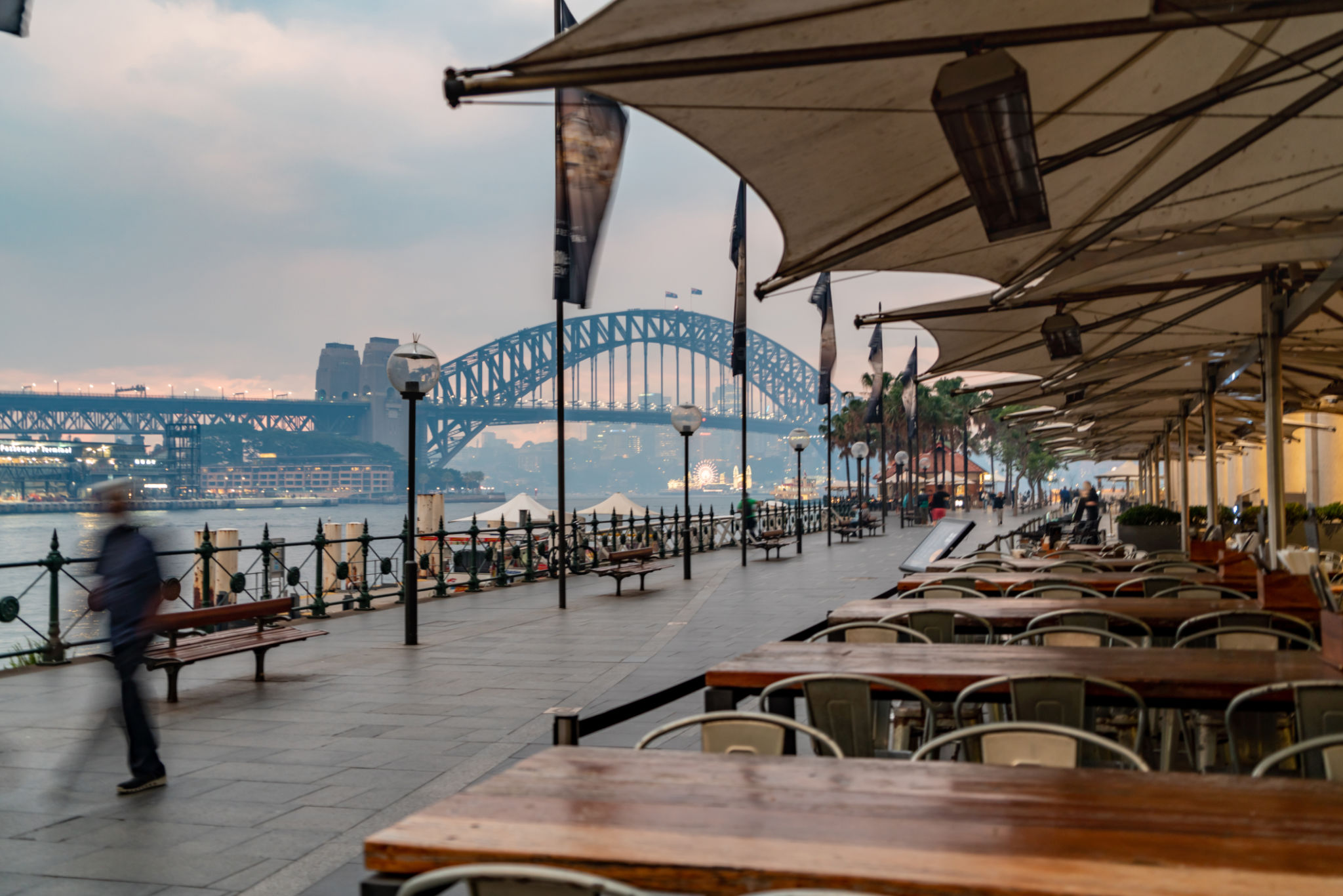 sydney harbor dining