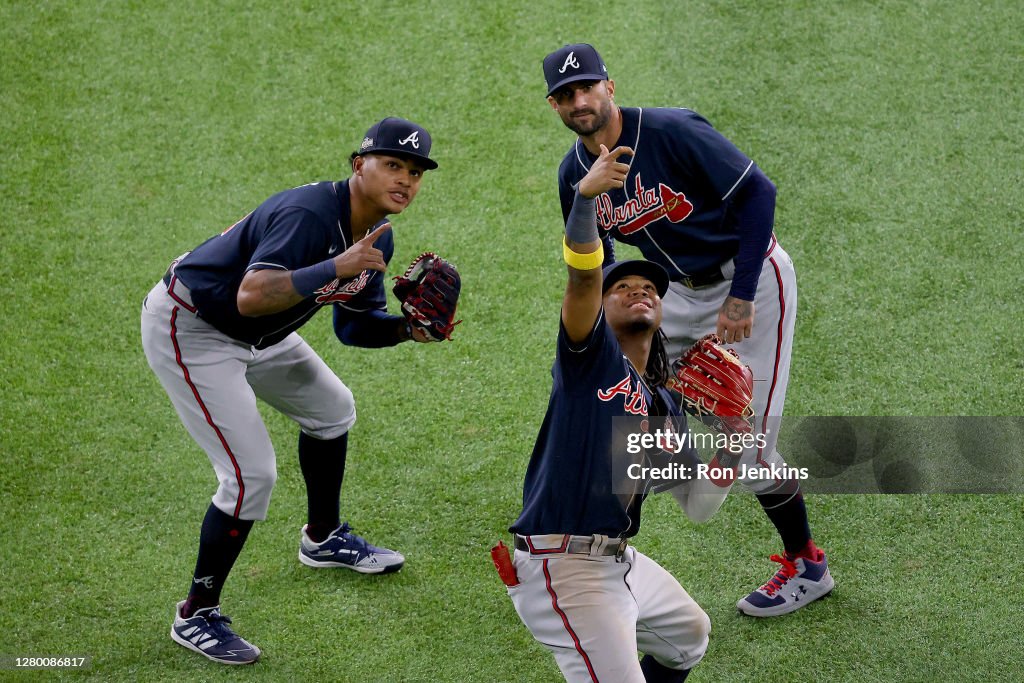 League Championship - Atlanta Braves v Los Angeles Dodgers - Game Two