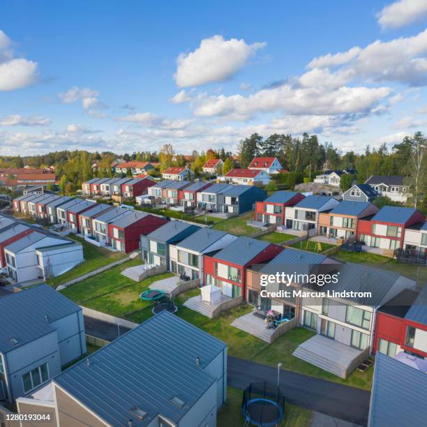 modern residential district with row houses - row house stock pictures, royalty-free photos & images