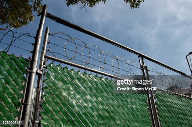 Wave Razor Top On Gate 19,543 Wire Gate Stock Photos, High-Res Pictures, and Images - Getty Images