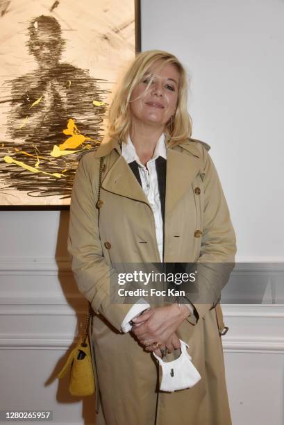 Presenter Flavie Flament attends “Empreinte” Hom Nguyen Preview at Galerie NAG on October 14, 2020 in Paris, France.