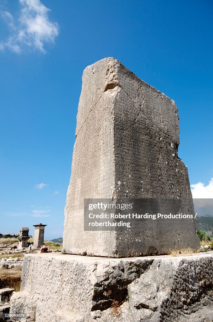 The Inscribed Pillar at the Lycian site of Xanthos, UNESCO World Heritage Site, Antalya Province, Anatolia, Turkey, Asia Minor, Eurasia