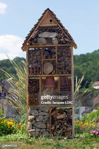 Roundabout Insect Farm Aubusson (Creuse) Photos and Premium High Res Pictures - Getty Images