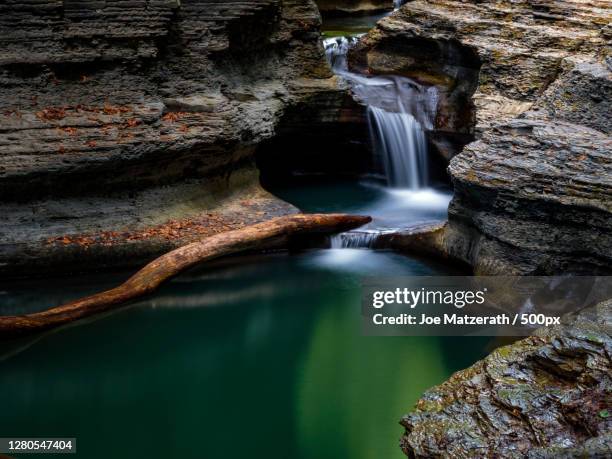 scenic view of waterfall,ithaca,new york,united states,usa - ithaca new york stock pictures, royalty-free photos & images