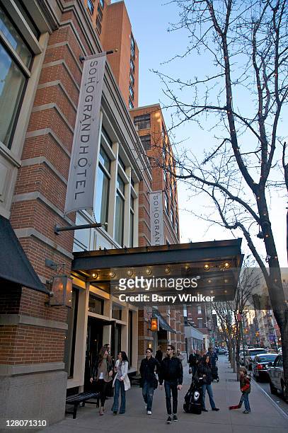 exterior, soho grand hotel, luxury boutique hotel with upscale accommodations in soho, downtown manhattan, new york, ny, usa - soho hotel stock pictures, royalty-free photos & images