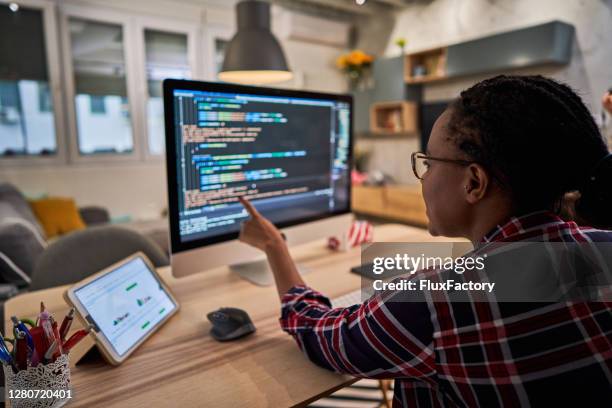 Mother Computer Programmer Computer Programmer Home Photos and Premium High Res Pictures - Getty ...