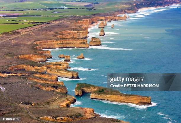 aerial view of the twelve apostles, victoria, australia - great ocean road stock pictures, royalty-free photos & images