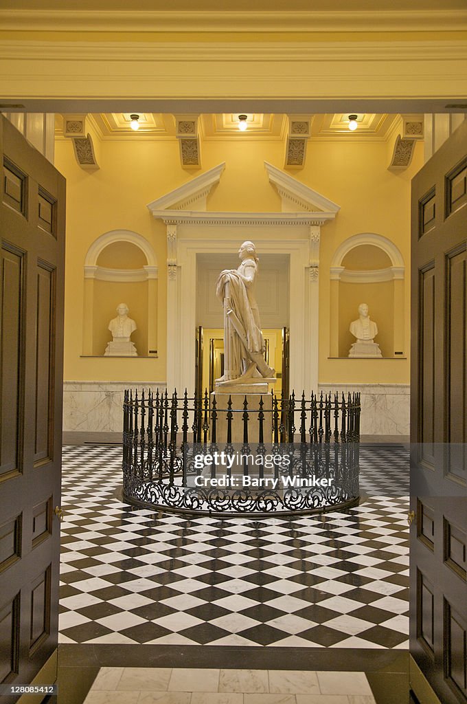 Statue of George Washington in rotunda of Virginia State Capitol by Houdon, Neoclassical building designed by Thomas Jefferson, 1788, Richmond, VA, U.S.A.