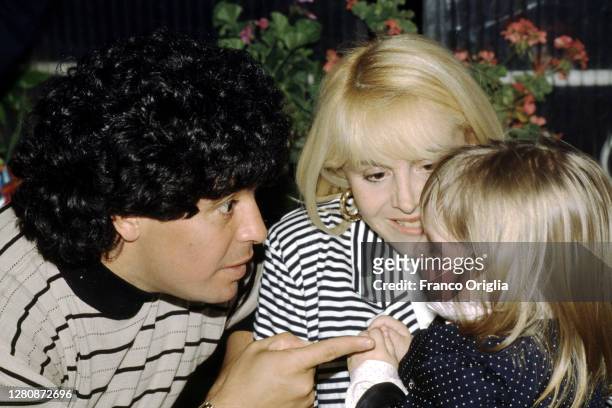 Diego Armando Maradona, his wife Claudia Villafane and his daughter Dalma Maradona attend a dinner at the Capri's SSC Naples Fan Club on June 9, 1989...