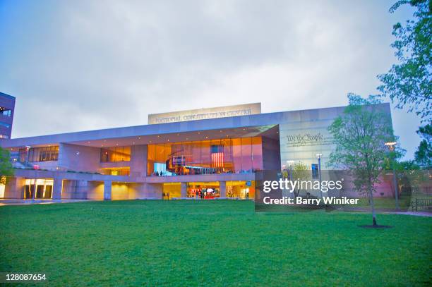 facade of new national constitution center, on the independence mall in philadelphia, pennsylvania - national constitution center stock pictures, royalty-free photos & images