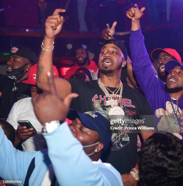 Lilbr 8 Rapper 234 Gold Libra Stock Photos, High-Res Pictures, and Images - Getty Images