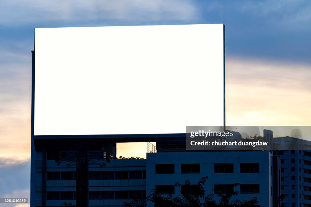 Billboards, Advertising banner media display