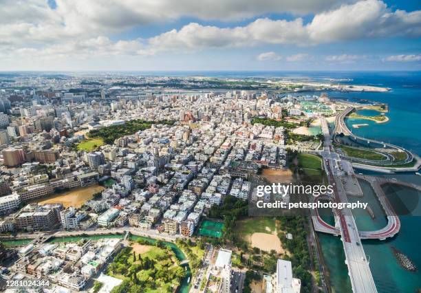 naha stad okinawa - okinawa japan stockfoto's en -beelden