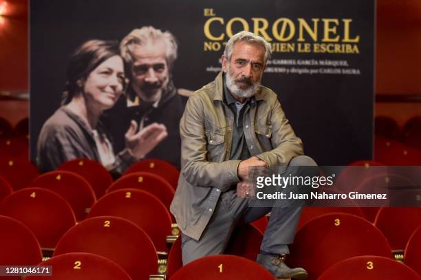 Imanol Arias attends 'El Coronoel No Tiene Quien Le Escriba' photocall at Infanta Isabel Theater on October 19, 2020 in Madrid, Spain.