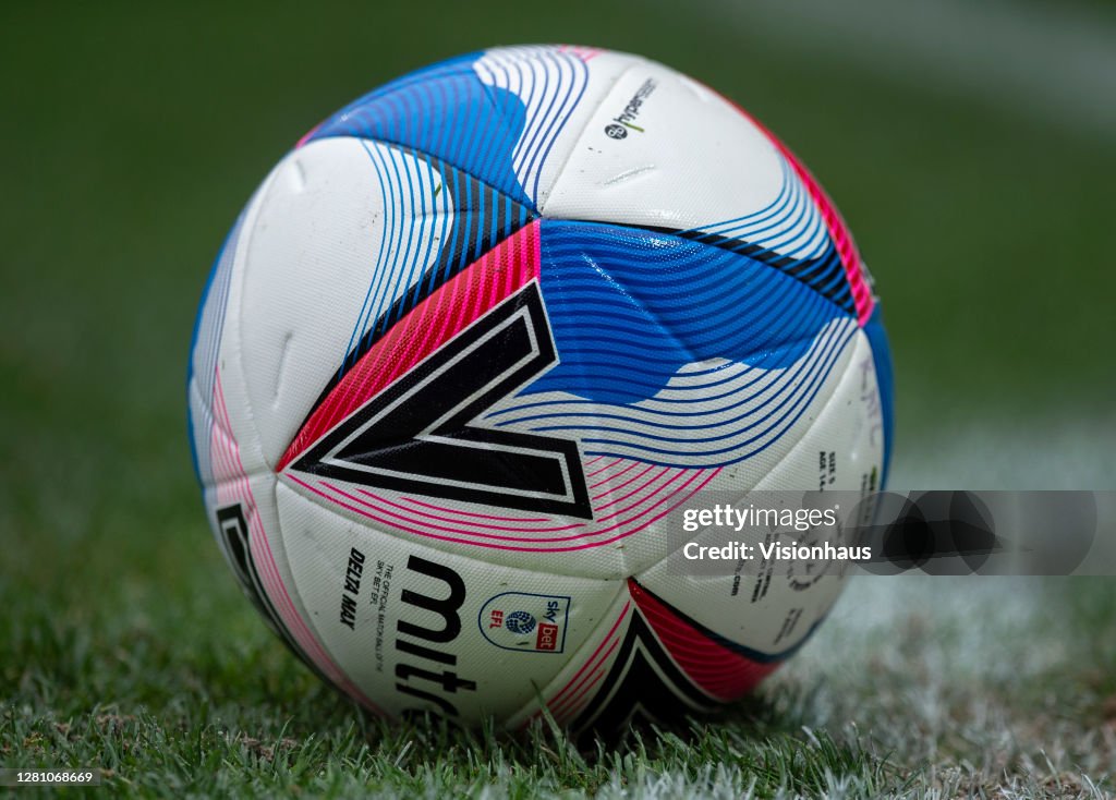 Rochdale v Hull City - Sky Bet League One