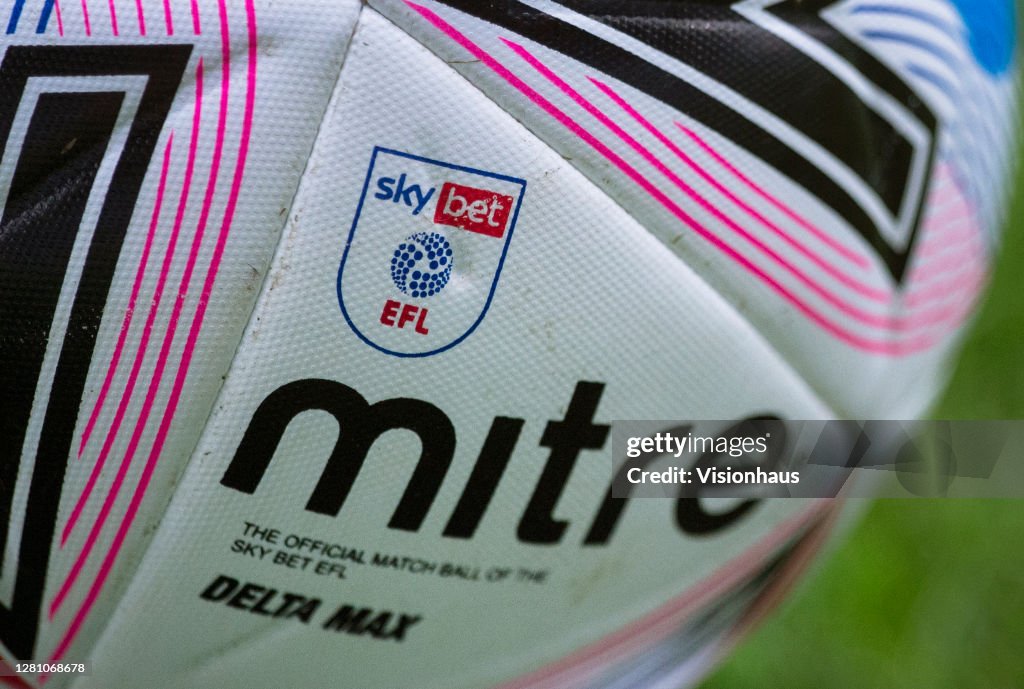 Rochdale v Hull City - Sky Bet League One