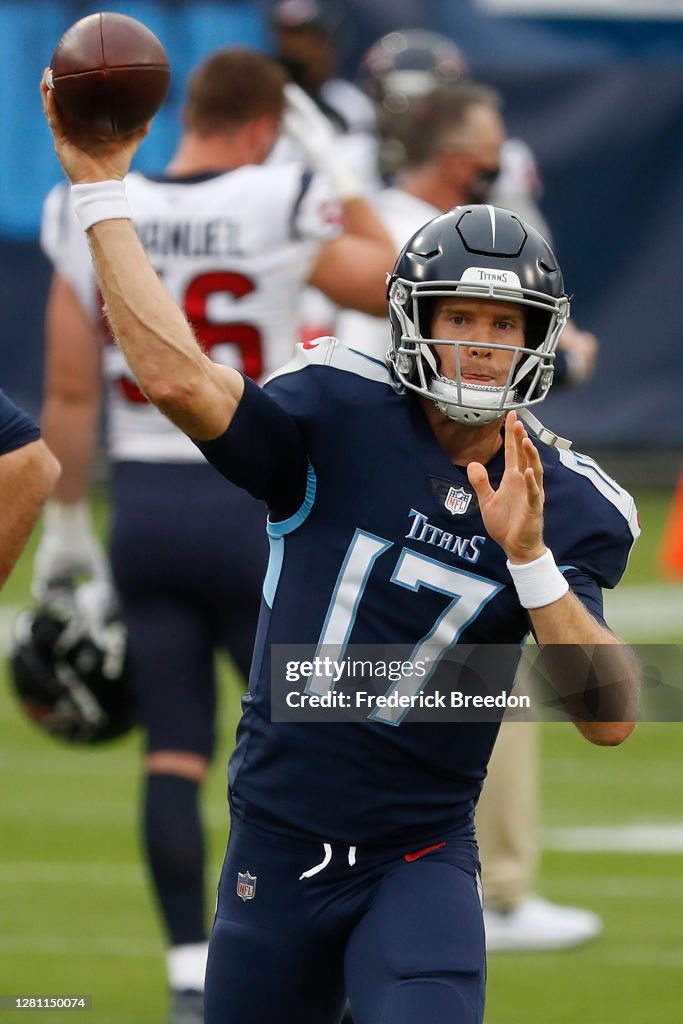 Houston Texans v Tennessee Titans