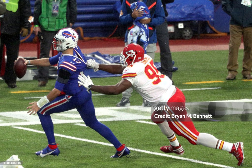 Kansas City Chiefs v Buffalo Bills