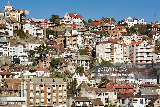 antananarivo, 'the city of a thousand' is the capital city of madagascar with a population of 1,403,449. madagascar. - antananarivo stock pictures, royalty-free photos & images