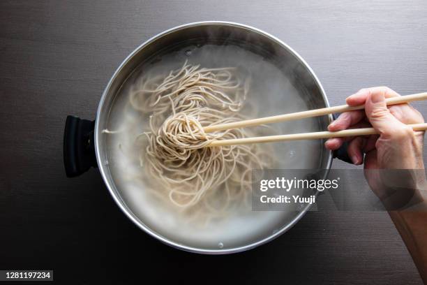 japanese traditional dish, zaru soba recipe - soba stock pictures, royalty-free photos & images