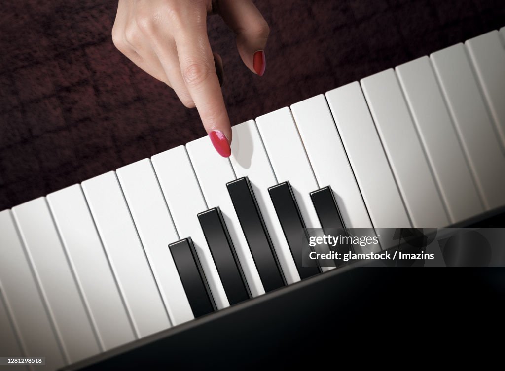 Piano, Top Angle, Direct Top Angle, 3D Design, Hand, Woman's Hand, Keyboard