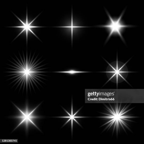 stockillustraties, clipart, cartoons en iconen met vector gloeiende lichteffectverzameling. glans, vonken, gloed, flitsillustratie. - zwarte achtergrond