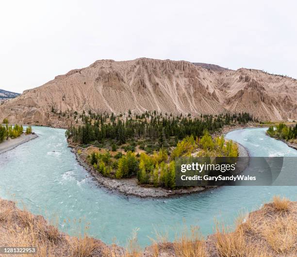 chilcotin river, british columbia, canada - rock hoodoo stock pictures, royalty-free photos & images