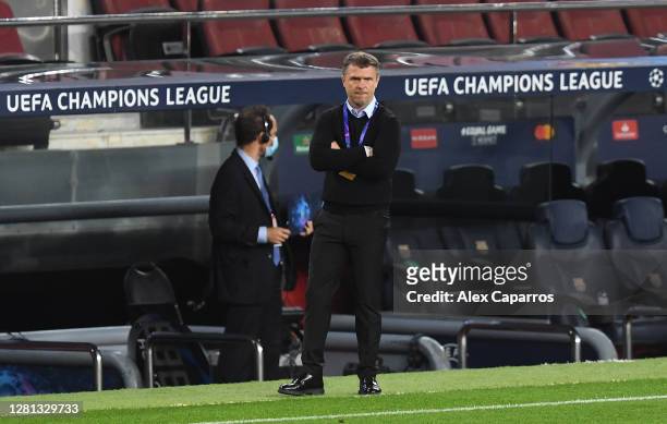 Serhiy Rebrov, Manager of Ferencvaros Budapest looks on during the UEFA Champions League Group G stage match between FC Barcelona and Ferencvaros...