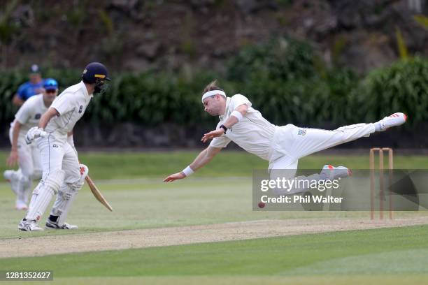 Michael Rae Nz Walter Plunkett Photos and Premium High Res Pictures - Getty Images