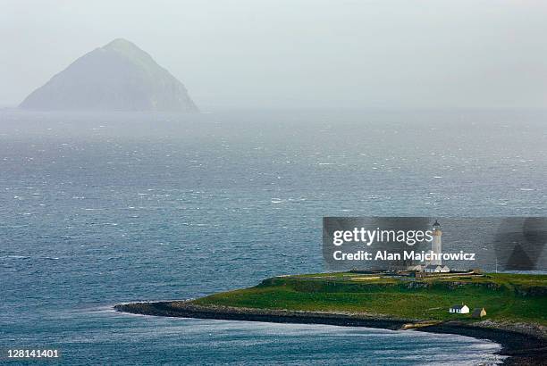 pladda lighthouse. isle of arran, scotland - 2r2f stock pictures, royalty-free photos & images