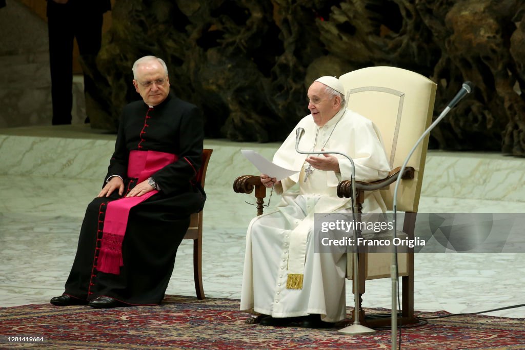 Pope Francis Holds His Weekly Audience