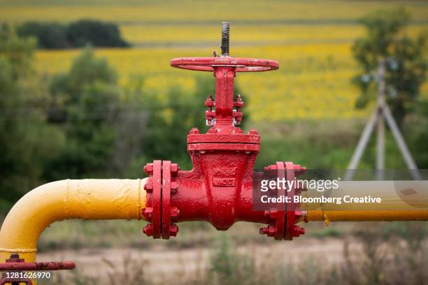 oil field valve - 俄羅斯文化 個照片及圖片檔