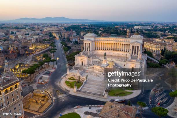 aerial view of piazza venezia and altare della patria, rome - vittorio emanuele ii di savoia foto e immagini stock